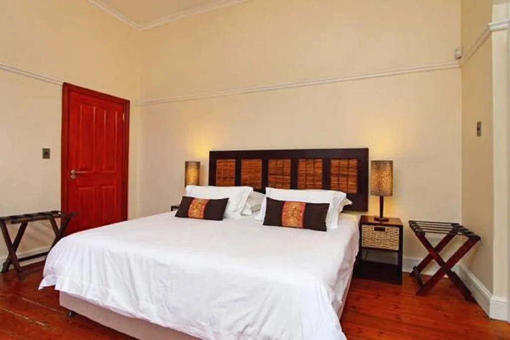 Guest house Cape Paradise Lodge And Apartments South Africa