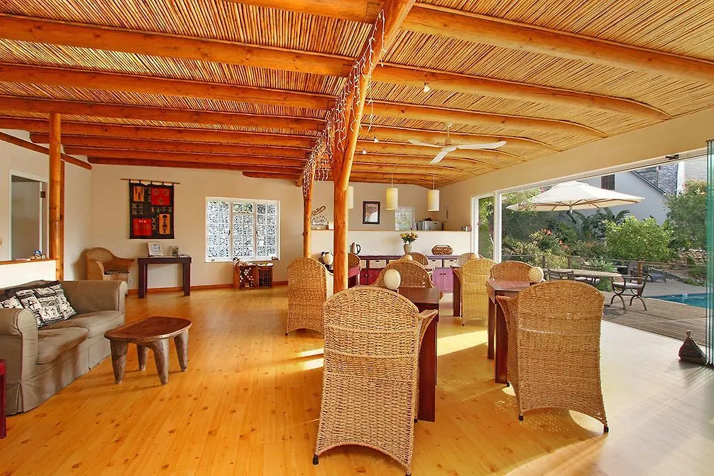 Cape Paradise Lodge And Apartments Guest house Cape Town