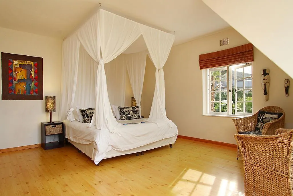 Cape Paradise Lodge And Apartments South Africa