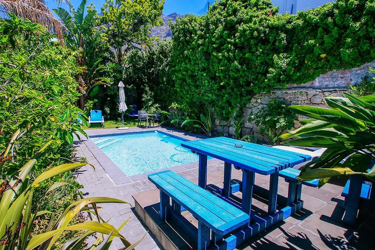 Guest house Cape Paradise Lodge And Apartments South Africa